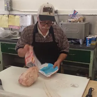 Pete is always willing to help you find what you need and make an educated choice. (Thank you Mitzi De La Cruz for pix!)