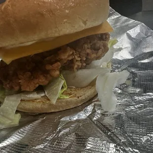 Crispy chicken sandwich