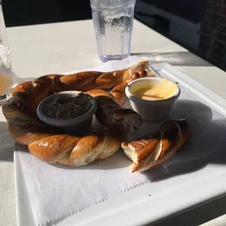 Giant Pretzel