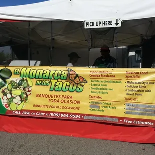 TACOS @ THE FARMERS MARKET, THIS IS A 1st FOR MEE