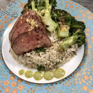 Grilled Garlic Beef with Basil Aioli