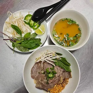 Special Dry Smoke Brisket Pho