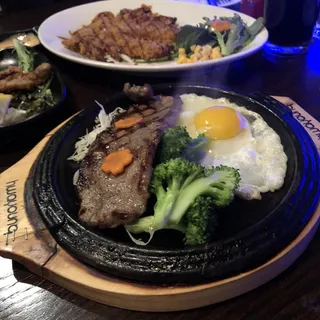 TC8. Steak Teppan Curry