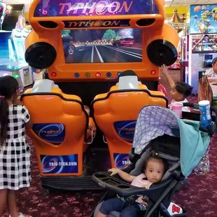 08.19.22 #FunFactory #WindwardMall #Kaneohe #MommiesJennLourRox #BabyHarlee #MJandDJ #rhyzJAHrydm #JAHrian #StatehoodDay