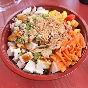 Chicken with tofu pokebowl