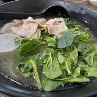 26. Beef Noodle Soup in Clear Broth