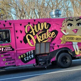 a pink food truck