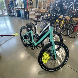 Aventon Pace 500 E-bikes