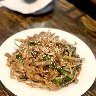 Choy Sum Chow Fun