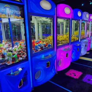Huge assortment of Claw Machines!