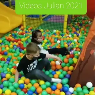 My son and another little girl having fun!!!