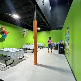 Biggest party room $400 for 2 hours!