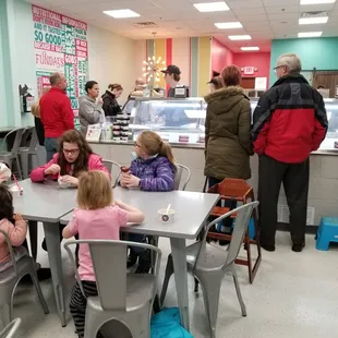 Crowds coming in after dinner on Valentine's day.