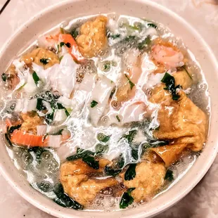 HUNG TOA YEE WONTON