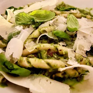 Busiate with pistachio pesto