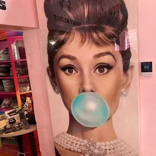 Giant 6&apos; tall artwork