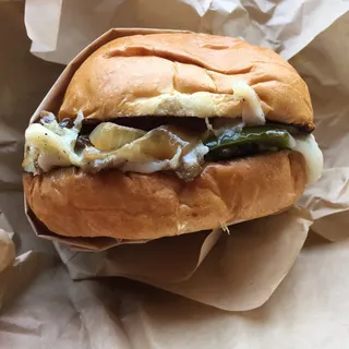 PHILLY CHEESESTEAK BURGER