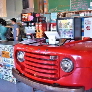 Such cute decor! Tons of vintage fun to check out while you get your grub on...