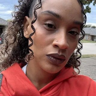 Arielle R.