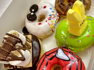 A & H Donuts