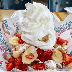 Yummy Yummy. Small Strawberry Banana Bliss for 1. Truly and honestly enough for 2!