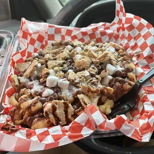 S&apos;more&apos;s funnel cake (12).. A lot of toppings!