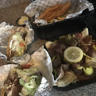Lunch for family ! I order gyro bowl and sandwich for me and my mom. Home delivery via UBER EATS! Awesome place good food! They never miss!