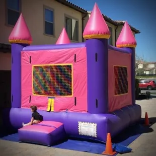 Great jumper! Super clean!