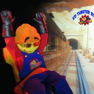 Freddy having FUN on an XD Theater Ride at Funworks