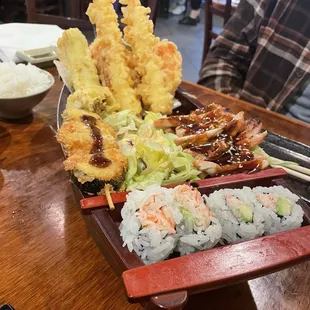 Sushi Boat 1