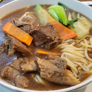 beef noodle soup