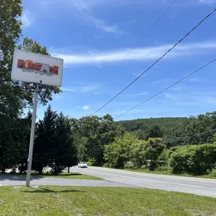 Convenient location - next to main road- opposite to the Cunningham State Park.