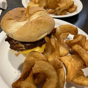 Chesapeake Burger
