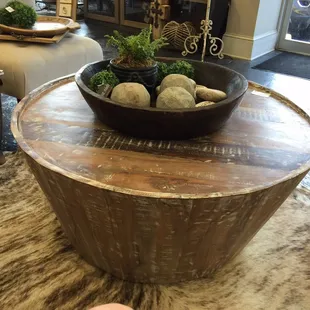 Furnish.... So Cool! Round coffee table