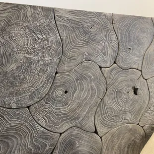 Nice texture/earthy headboard...