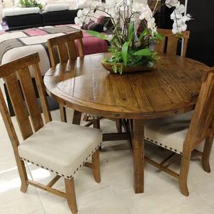 No Credit Required, Financing Available at Furniture Fashions! Free Delivery &amp; Low Weekly Payments. 3500 S Maryland Pkwy #171 - Call 702.897