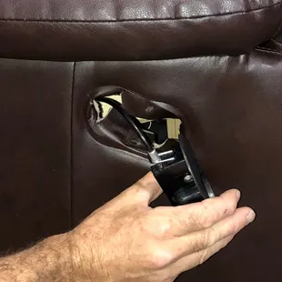 Broken when I recieved it. Owner says &quot;No Refunds&quot;