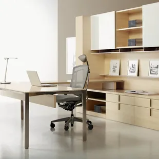 Teknion Dossier Executive Desk
