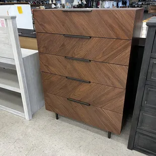 High end chest of drawers, NEW!