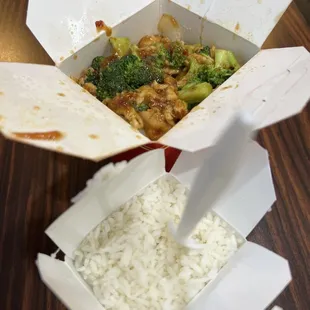 To go chicken &amp; broccoli. Delicious!