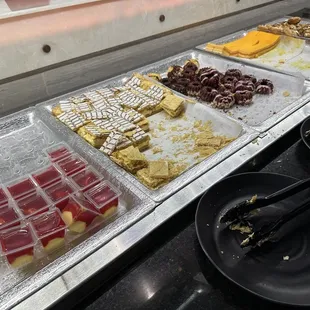 Dessert selection (5/29/2023)