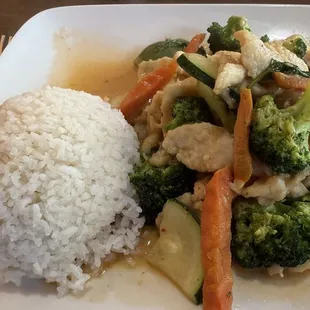 Thai Red Curry Combo Plate Lunch