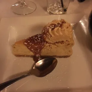 Peanut brittle cheese cake homemade