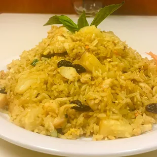Pineapple fried rice