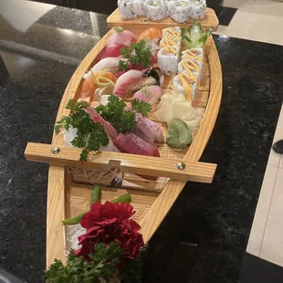 food, sushi and sashimi, sushi, sashimi