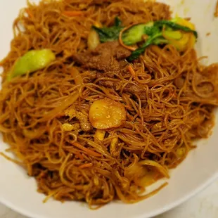 The Singapore noodles has gone down hill with pathetic frozen/can shrimp I don't know 01/24