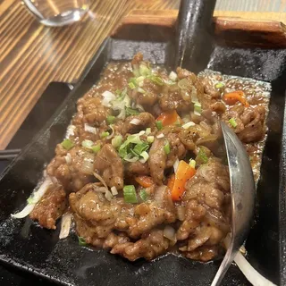 Black Pepper Beef with Sizzling Plate