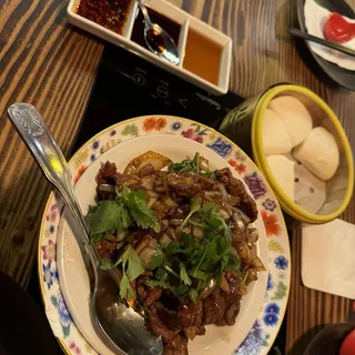 Braised Peking Duck with Steamed Bao