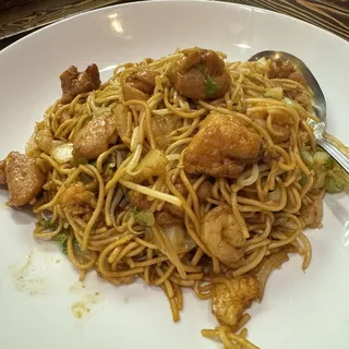 House Combo Chow Mein
