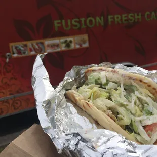 Flavorless chicken gyro :( don't get it!!